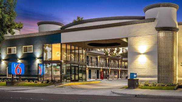 Motel 6 Anaheim - Convention Center Main image